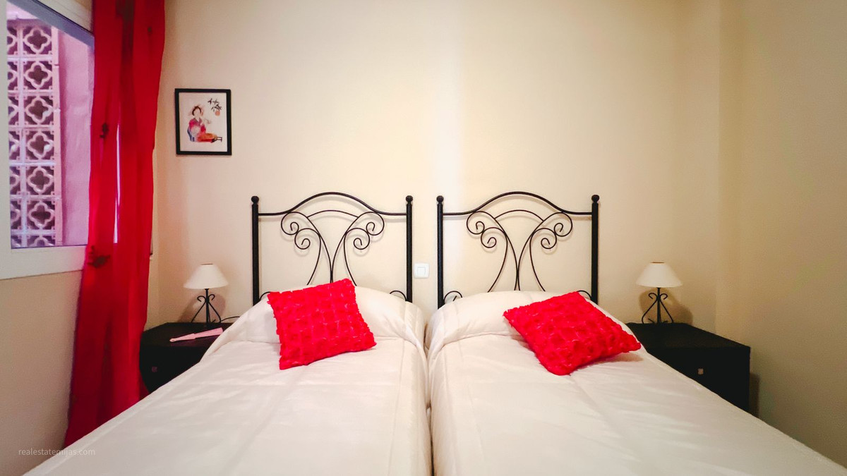 2 Bed Apartment for sale in Reserva De Marbella Costa Del Sol, Málaga, Spain