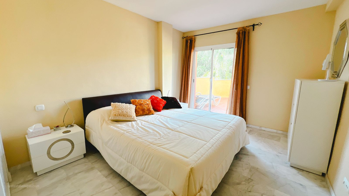 2 Bed Apartment for sale in Reserva De Marbella Costa Del Sol, Málaga, Spain
