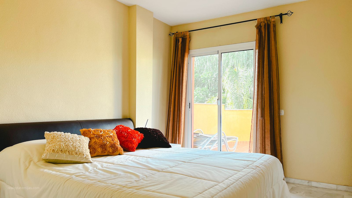 2 Bed Apartment for sale in Reserva De Marbella Costa Del Sol, Málaga, Spain