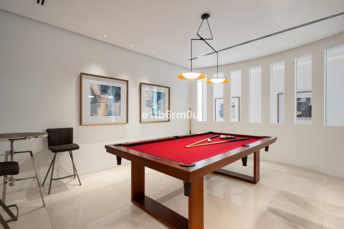 5 Bed Townhouse for sale in La Quinta Costa Del Sol, Málaga, Spain
