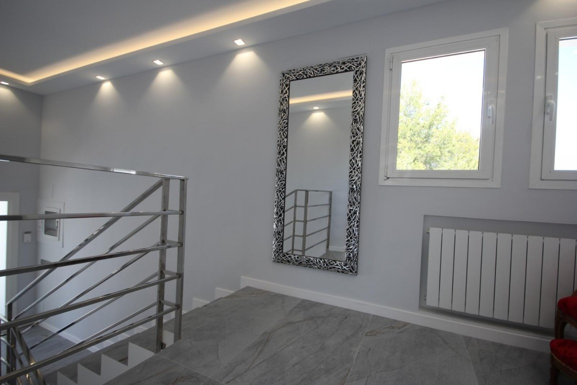 5 Bed Townhouse for sale in La Nucia Costa Blanca, Alicante, Spain
