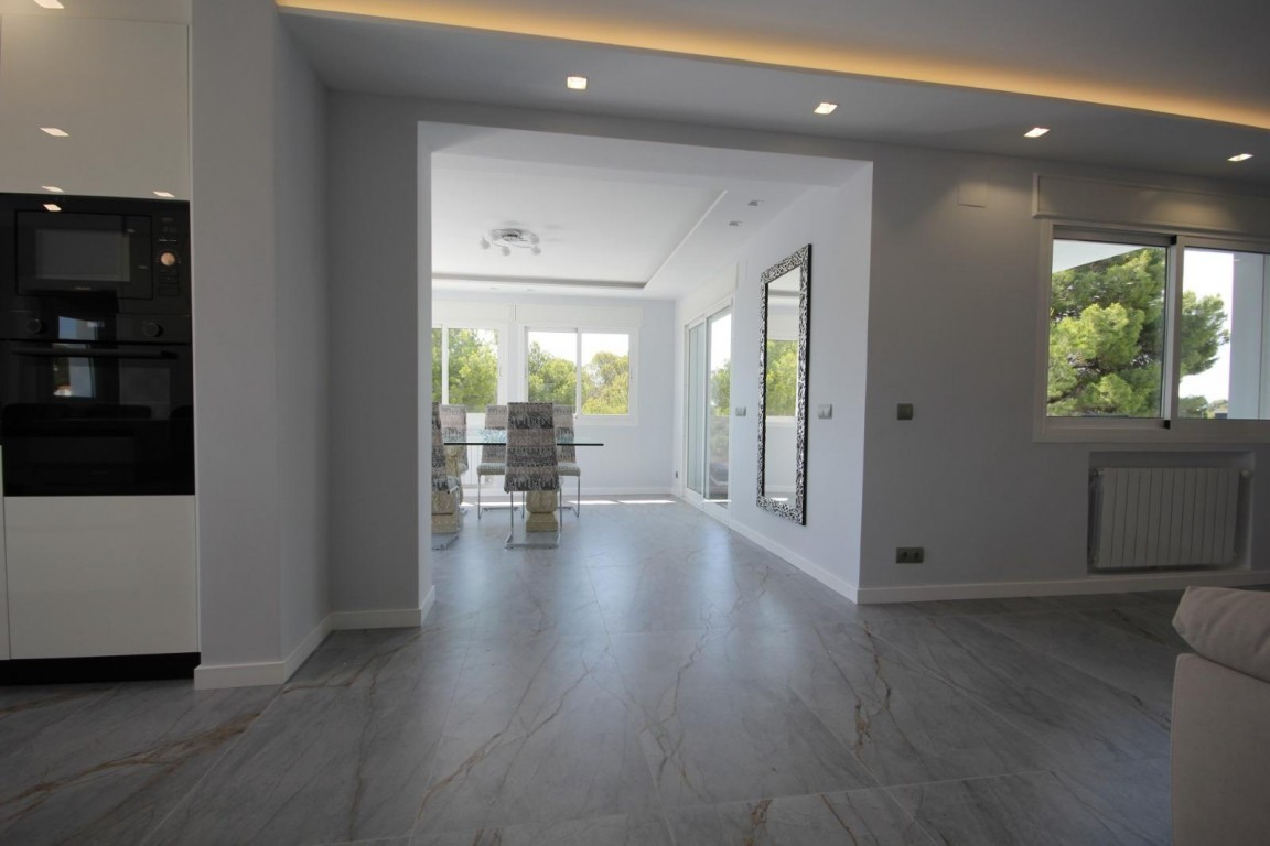 5 Bed Townhouse for sale in La Nucia Costa Blanca, Alicante, Spain