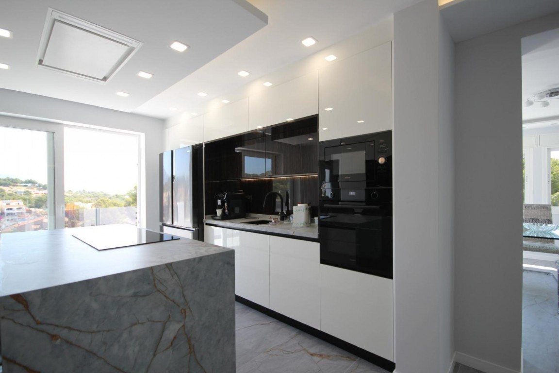 5 Bed Townhouse for sale in La Nucia Costa Blanca, Alicante, Spain