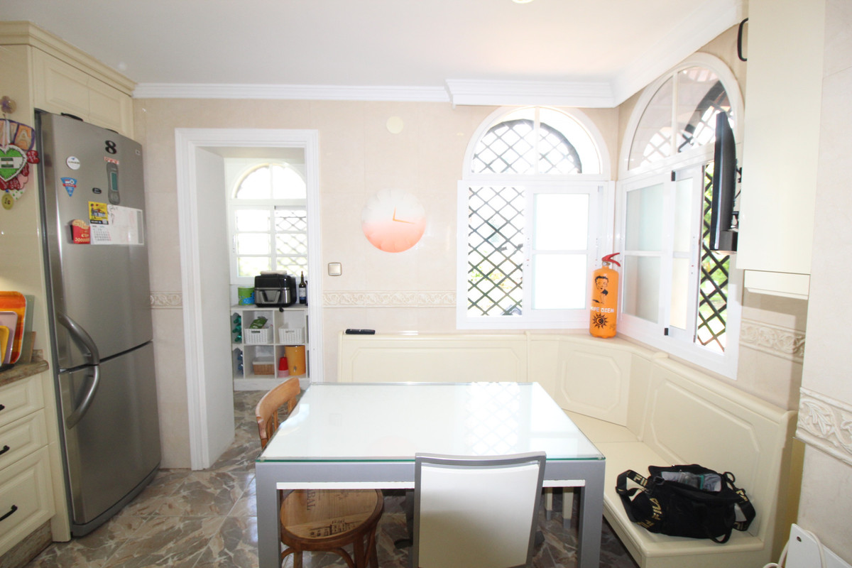 3 Bed Townhouse for sale in Nueva Andalucía Costa Del Sol, Málaga, Spain