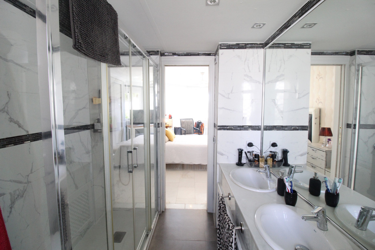 3 Bed Townhouse for sale in Nueva Andalucía Costa Del Sol, Málaga, Spain