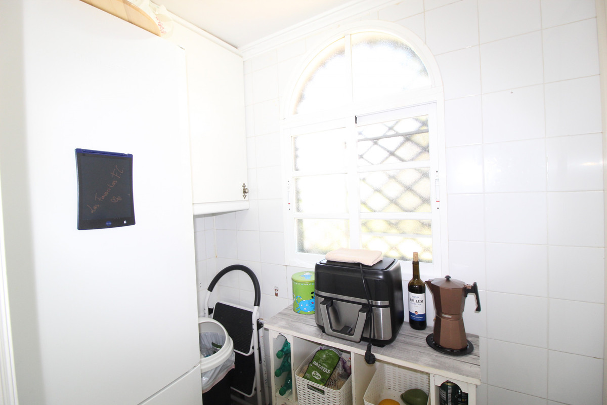 3 Bed Townhouse for sale in Nueva Andalucía Costa Del Sol, Málaga, Spain