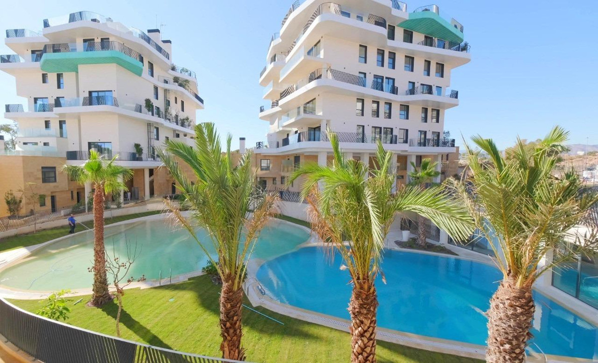 Se vende Apartamento Planta Media de 3 dormitorios en Costa Blanca, Alicante, España