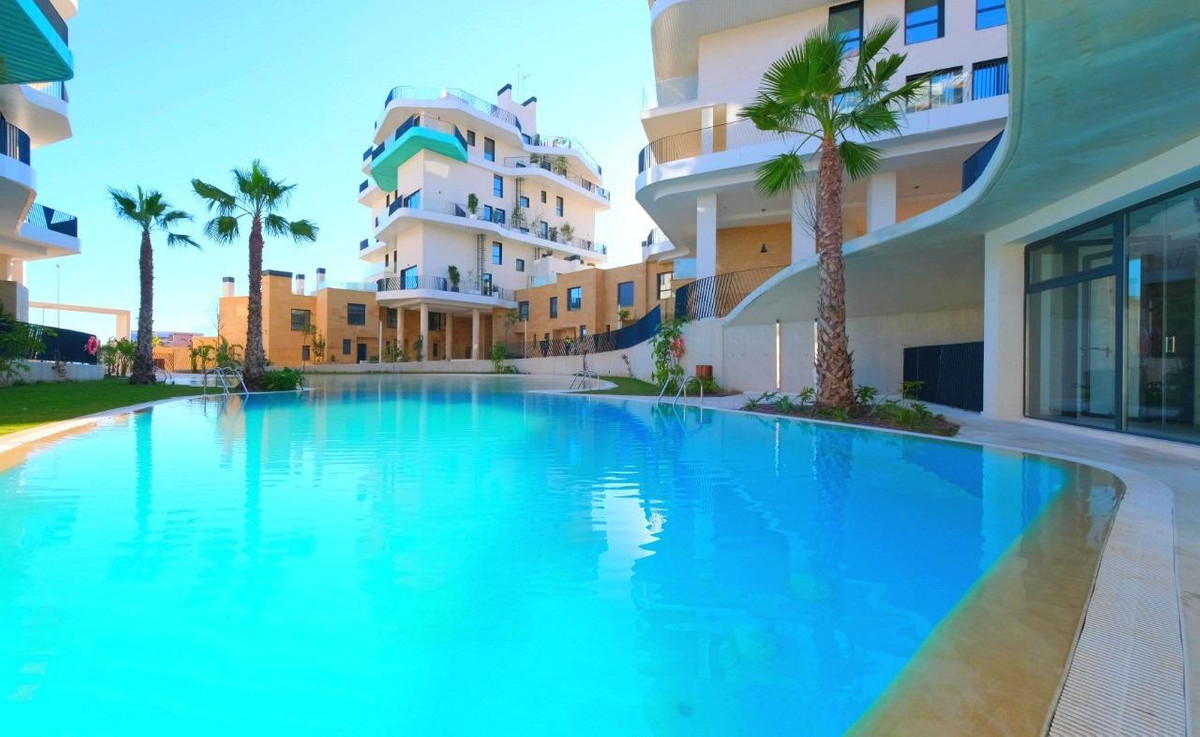 Se vende Apartamento Planta Media de 3 dormitorios en Costa Blanca, Alicante, España