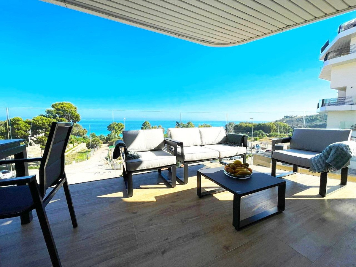 Se vende Apartamento Planta Media de 3 dormitorios en Costa Blanca, Alicante, España
