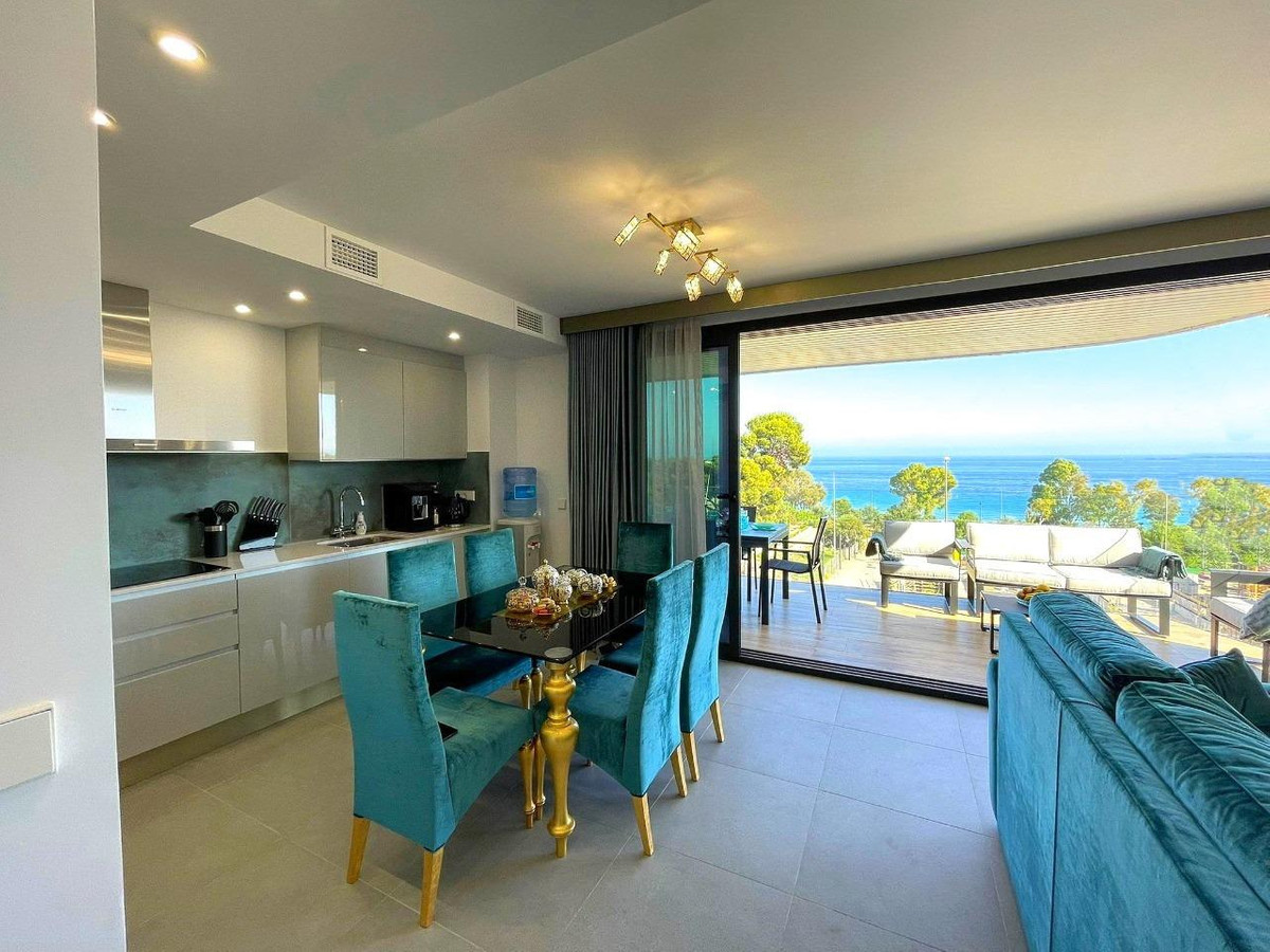 Se vende Apartamento Planta Media de 3 dormitorios en Costa Blanca, Alicante, España