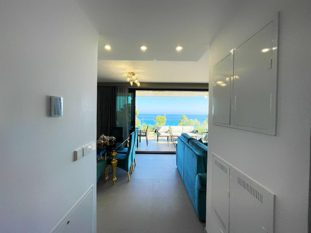 Se vende Apartamento Planta Media de 3 dormitorios en Costa Blanca, Alicante, España