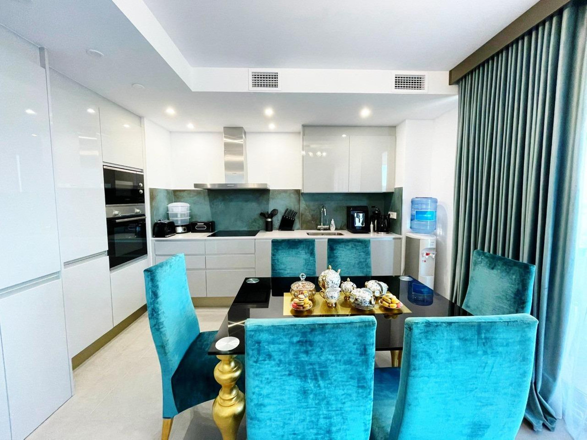 Se vende Apartamento Planta Media de 3 dormitorios en Costa Blanca, Alicante, España