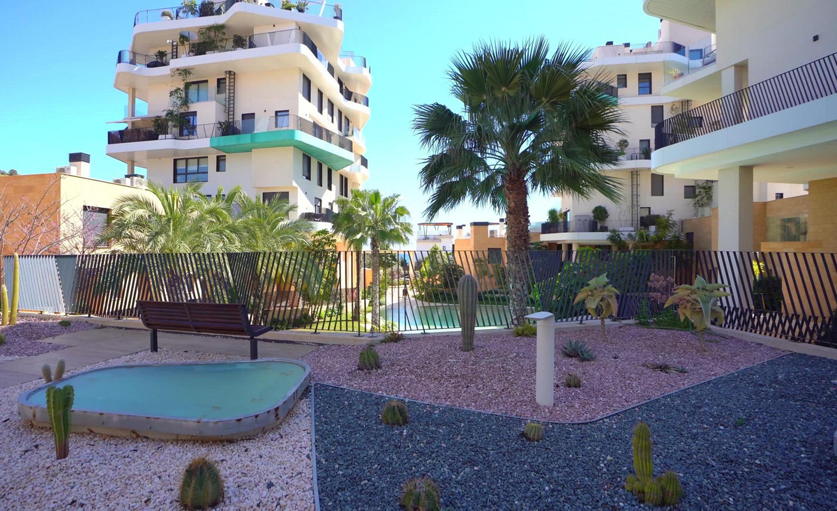 Se vende Apartamento Planta Media de 3 dormitorios en Costa Blanca, Alicante, España