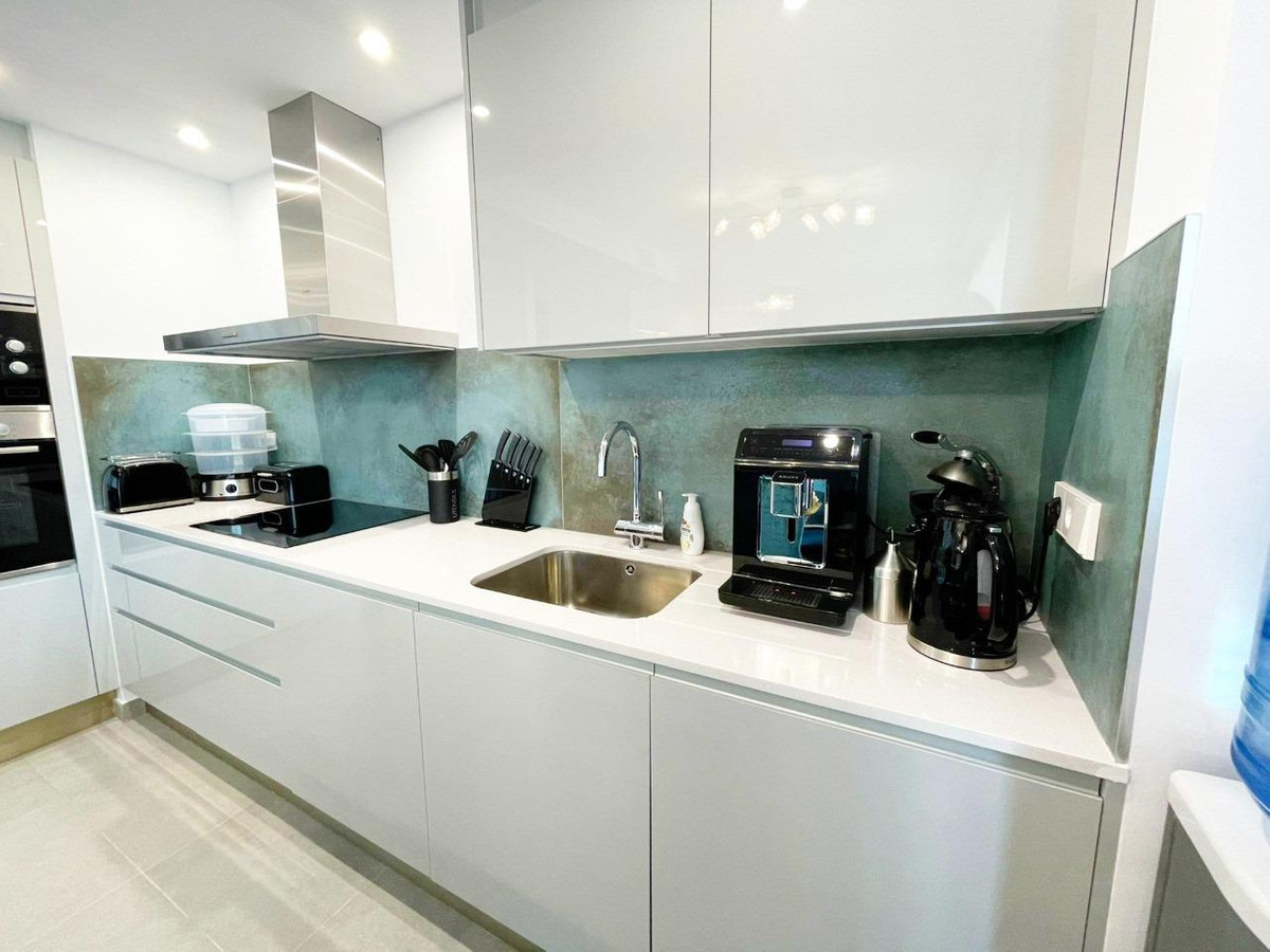 Se vende Apartamento Planta Media de 3 dormitorios en Costa Blanca, Alicante, España