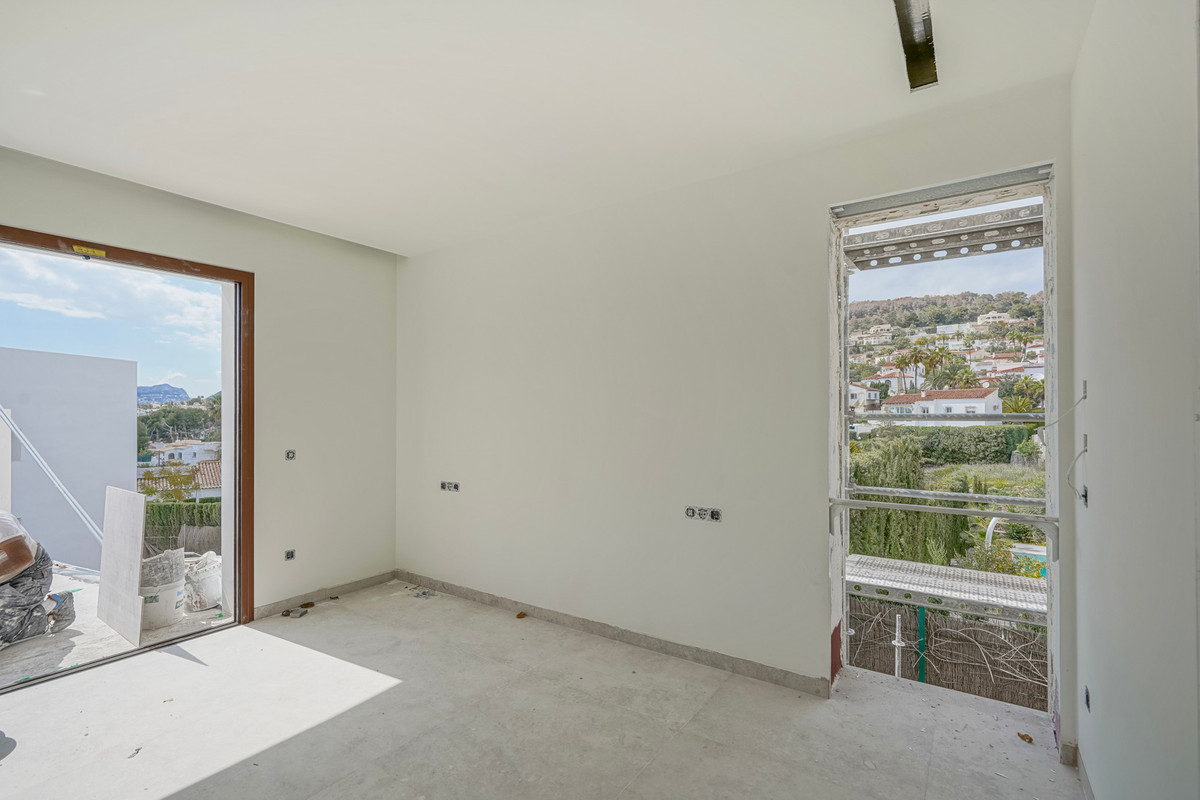 4 Bed Townhouse for sale in Calpe Costa Blanca, Alicante, Spain