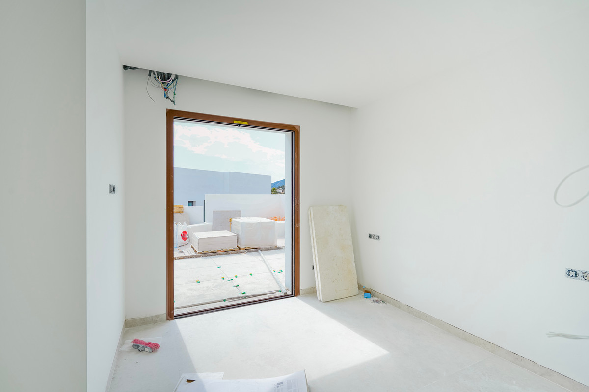 4 Bed Townhouse for sale in Calpe Costa Blanca, Alicante, Spain
