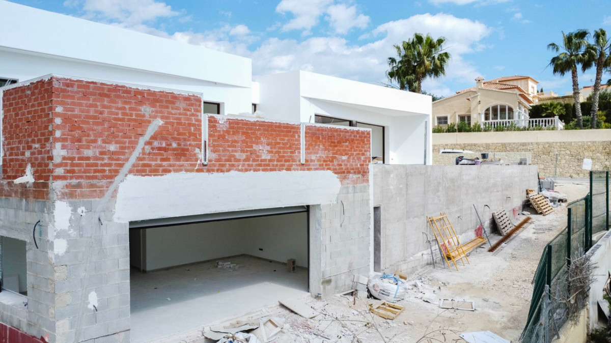 4 Bed Townhouse for sale in Calpe Costa Blanca, Alicante, Spain