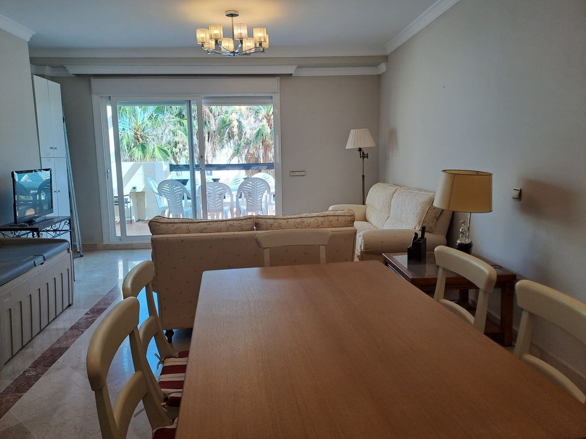 2 Bed Apartment for sale in Estepona Costa Del Sol, Málaga, Spain