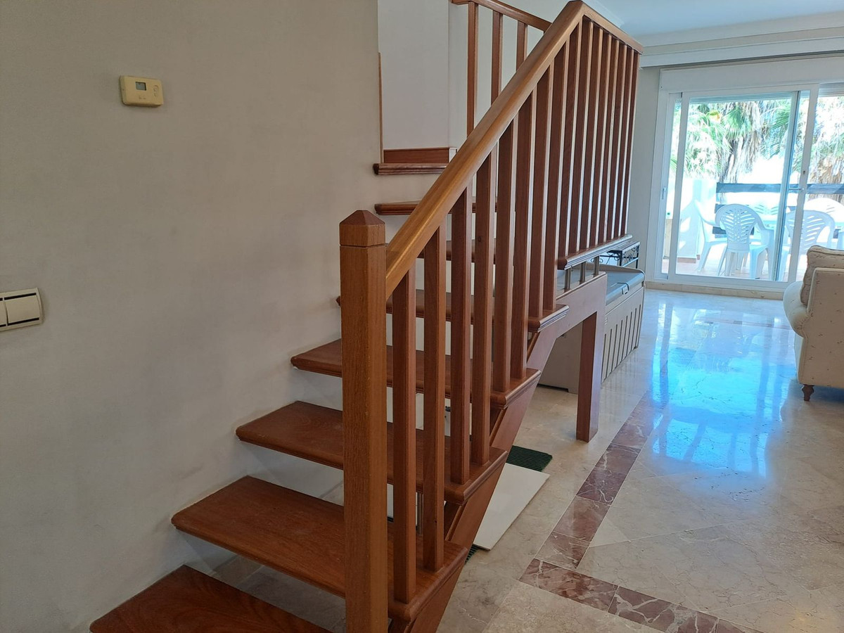 2 Bed Apartment for sale in Estepona Costa Del Sol, Málaga, Spain