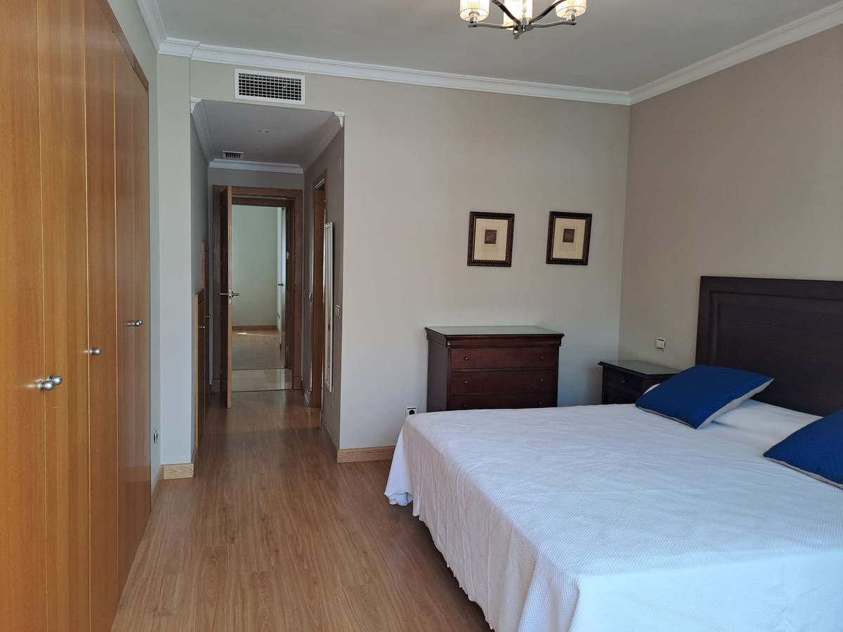 2 Bed Apartment for sale in Estepona Costa Del Sol, Málaga, Spain