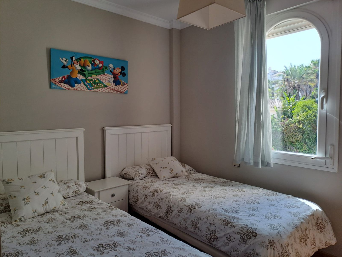 2 Bed Apartment for sale in Estepona Costa Del Sol, Málaga, Spain