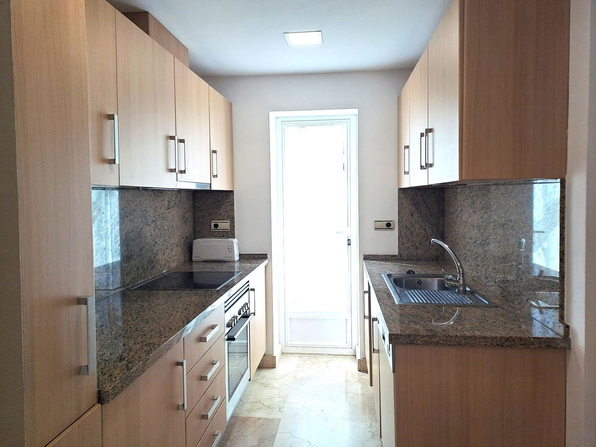2 Bed Apartment for sale in Estepona Costa Del Sol, Málaga, Spain