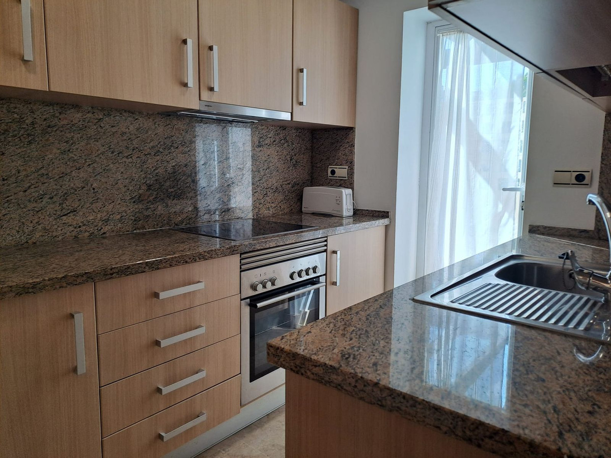 2 Bed Apartment for sale in Estepona Costa Del Sol, Málaga, Spain
