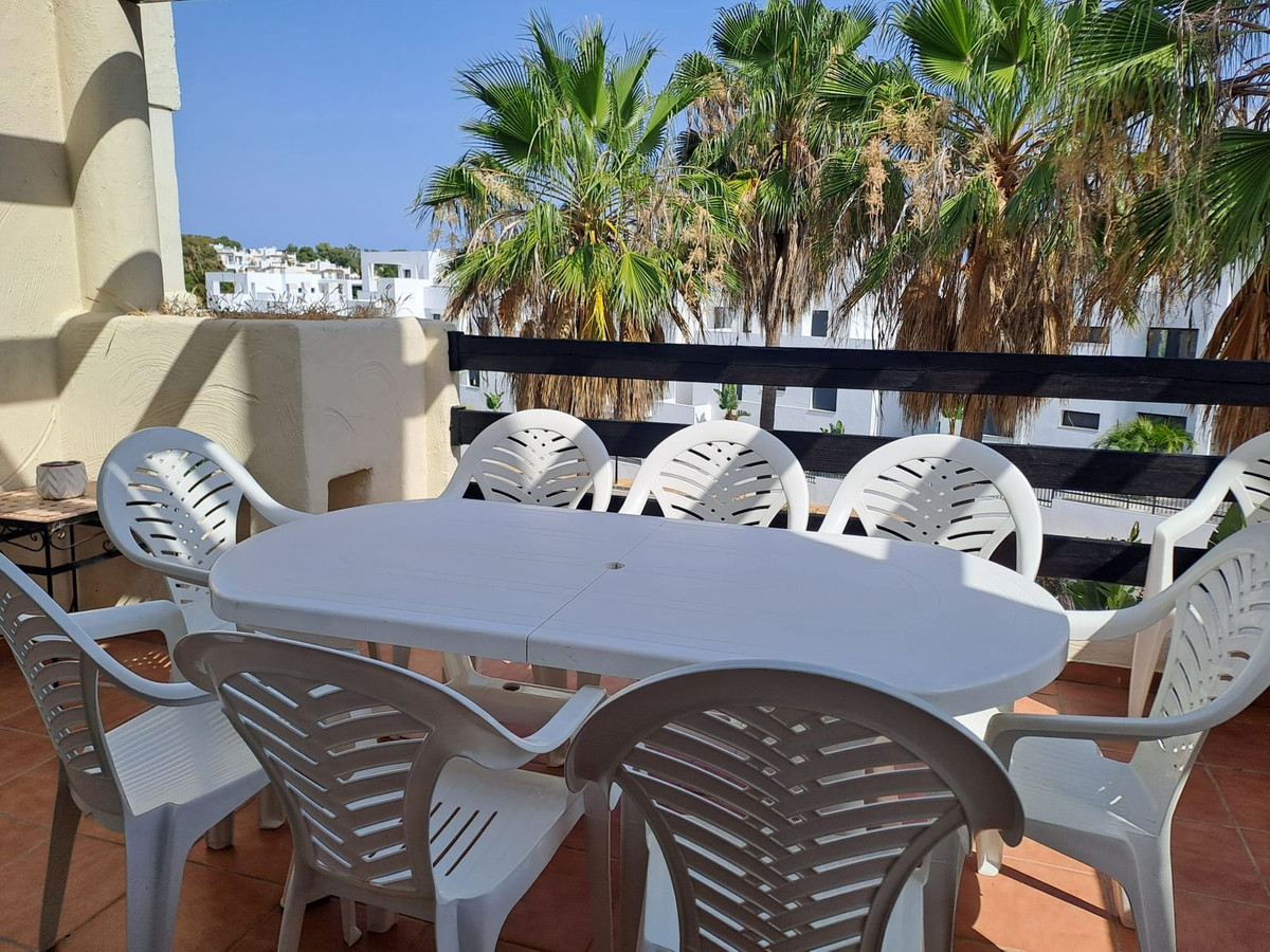 2 Bed Apartment for sale in Estepona Costa Del Sol, Málaga, Spain