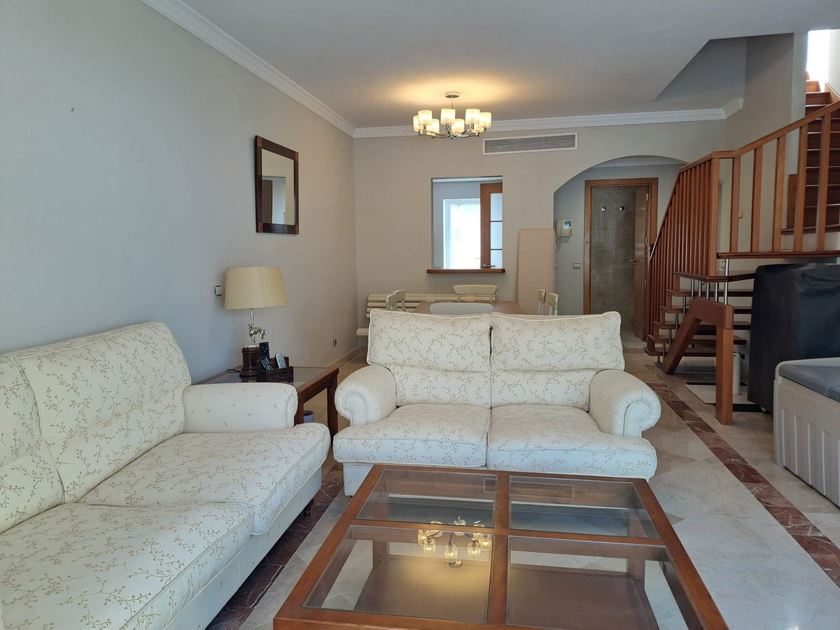 2 Bed Apartment for sale in Estepona Costa Del Sol, Málaga, Spain