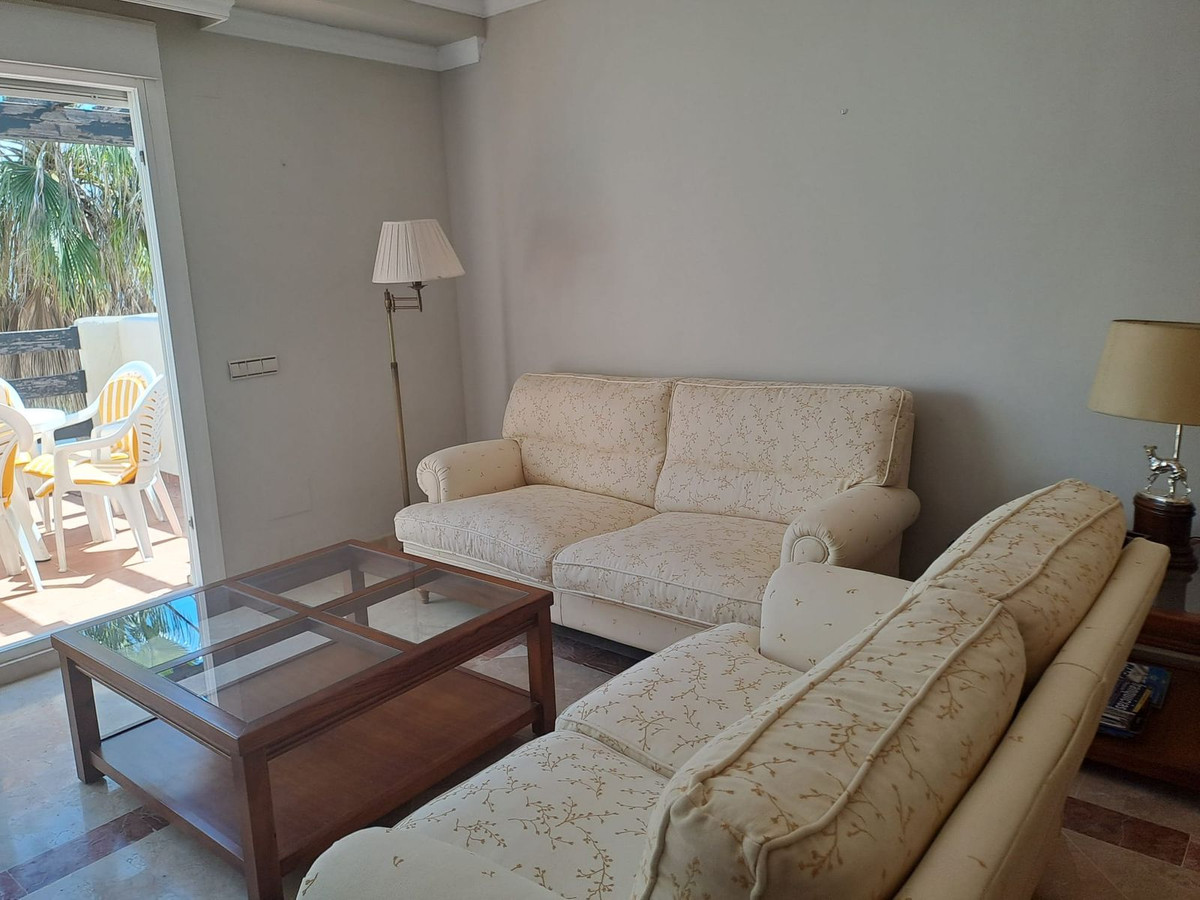 2 Bed Apartment for sale in Estepona Costa Del Sol, Málaga, Spain