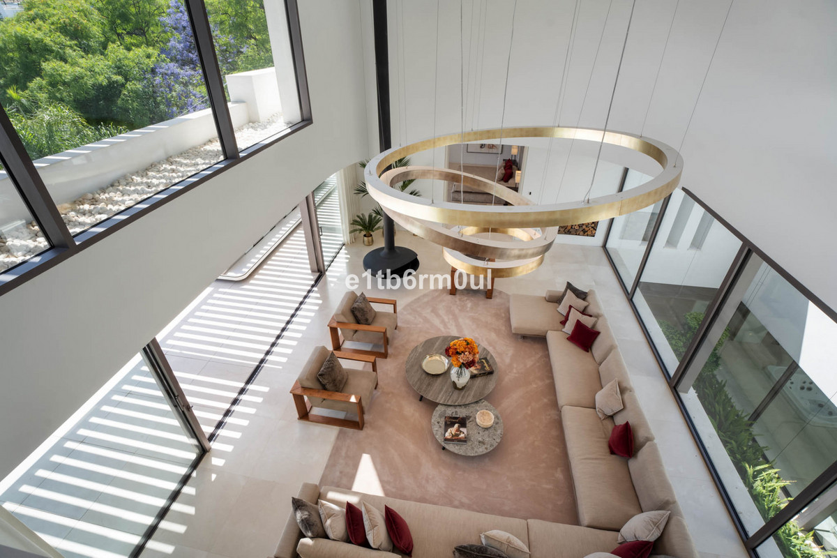 Se vende Villa - Chalet de 6 dormitorios en Costa Del Sol, Málaga, España