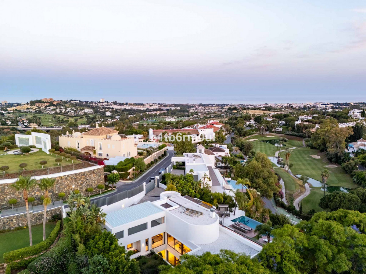Se vende Villa - Chalet de 6 dormitorios en Costa Del Sol, Málaga, España