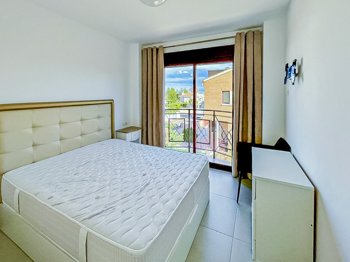 Se vende Villa - Chalet de 4 dormitorios en Costa Blanca, Alicante, España