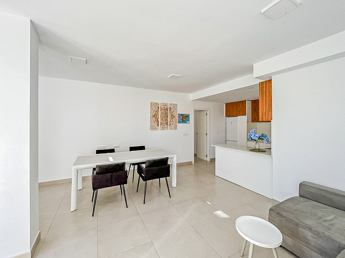 Se vende Villa - Chalet de 4 dormitorios en Costa Blanca, Alicante, España