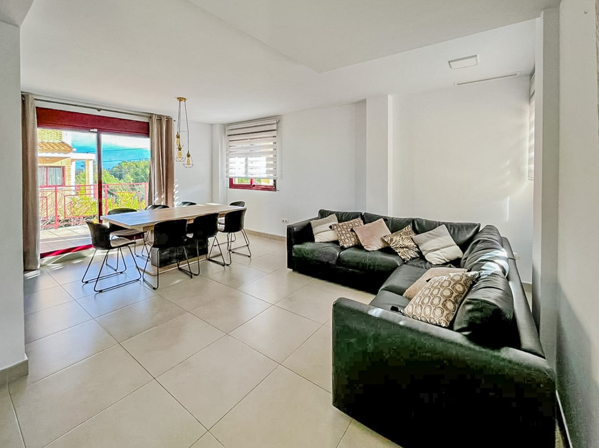 Se vende Villa - Chalet de 4 dormitorios en Costa Blanca, Alicante, España