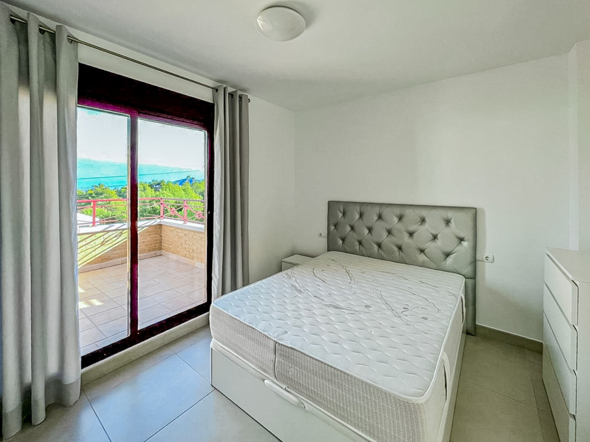 Se vende Villa - Chalet de 4 dormitorios en Costa Blanca, Alicante, España