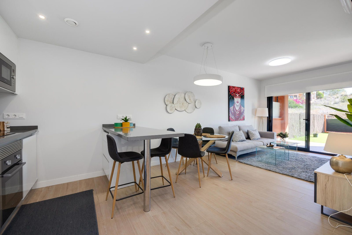 Se vende Apartamento Planta Baja de 2 dormitorios en Costa Blanca, Alicante, España