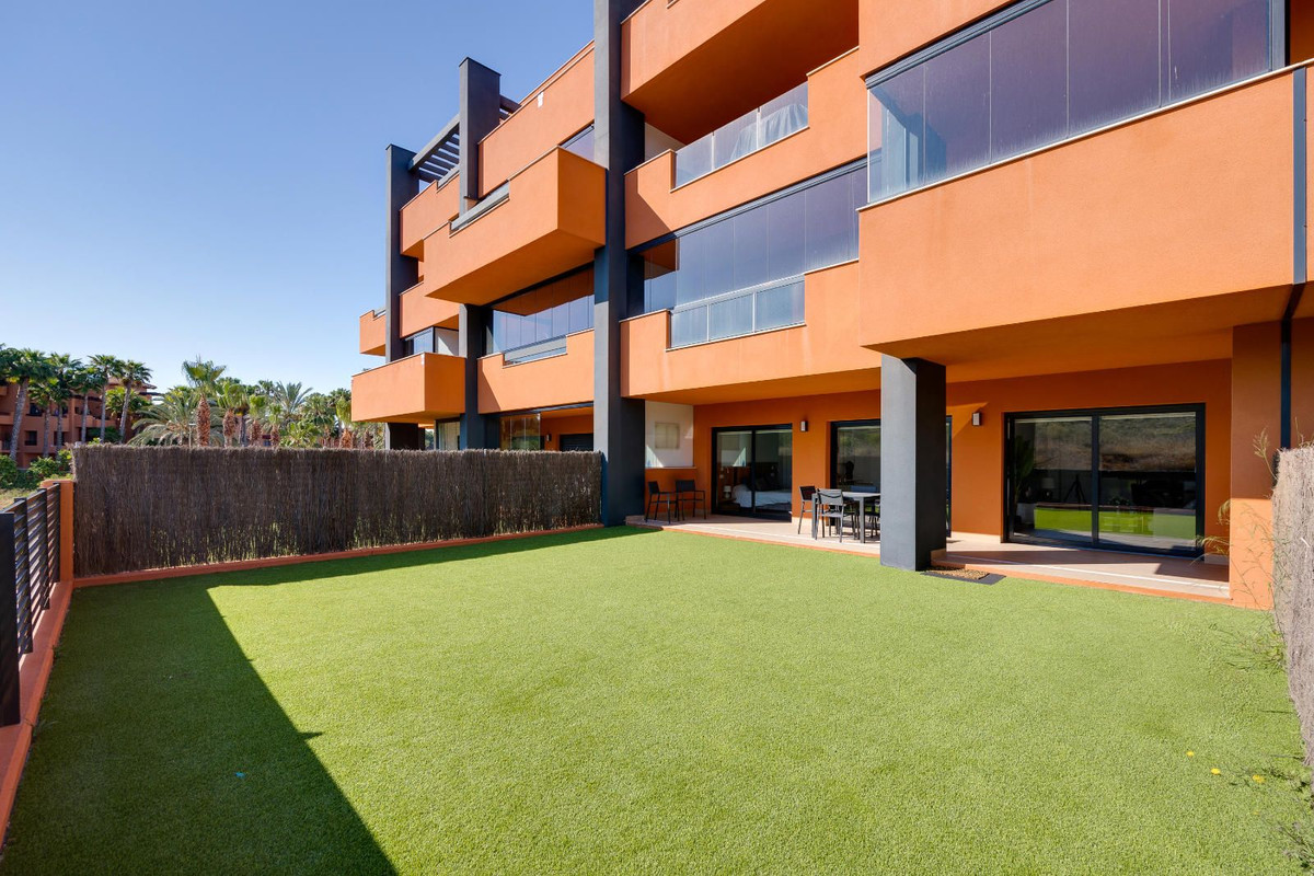 Se vende Apartamento Planta Baja de 2 dormitorios en Costa Blanca, Alicante, España