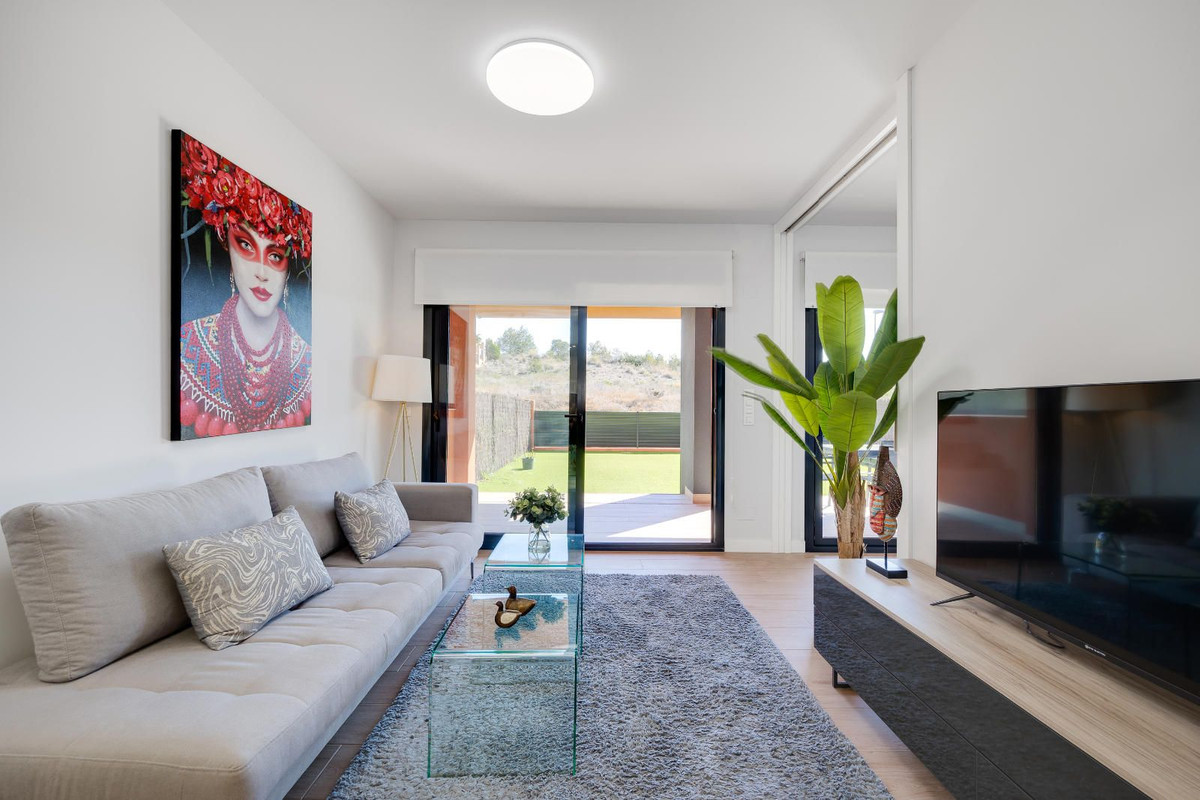 Se vende Apartamento Planta Baja de 2 dormitorios en Costa Blanca, Alicante, España
