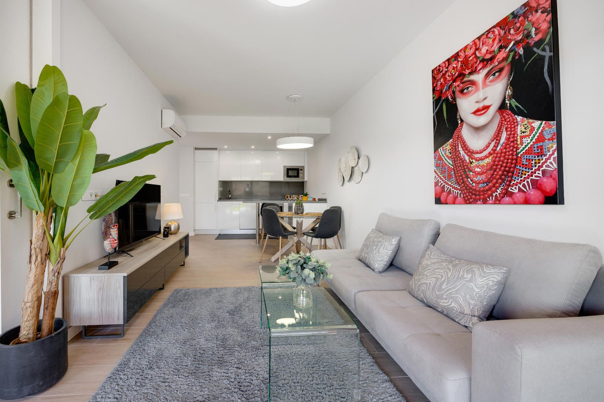 Se vende Apartamento Planta Baja de 2 dormitorios en Costa Blanca, Alicante, España