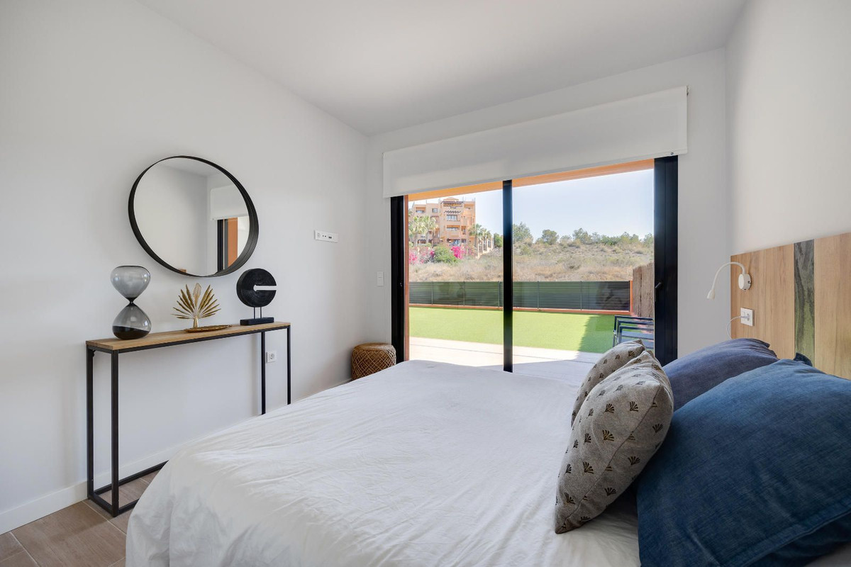 Se vende Apartamento Planta Baja de 2 dormitorios en Costa Blanca, Alicante, España