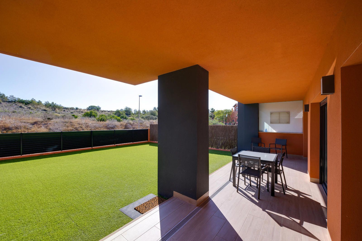 Se vende Apartamento Planta Baja de 2 dormitorios en Costa Blanca, Alicante, España