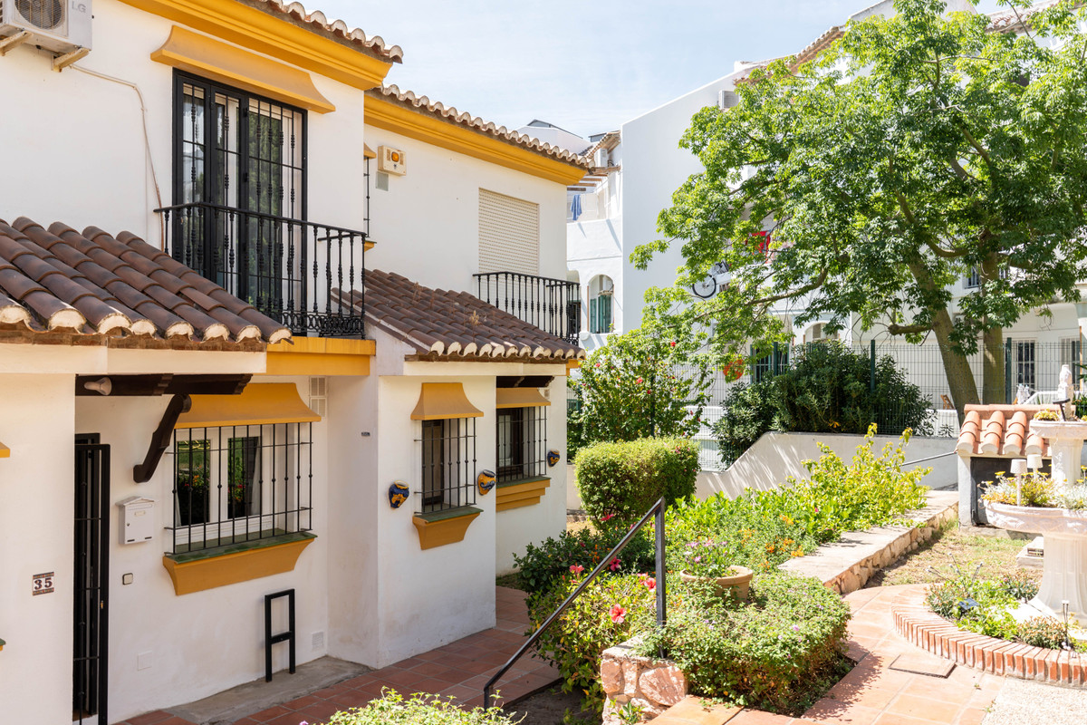 Se vende Adosada de 2 dormitorios en Costa Del Sol, Málaga, España
