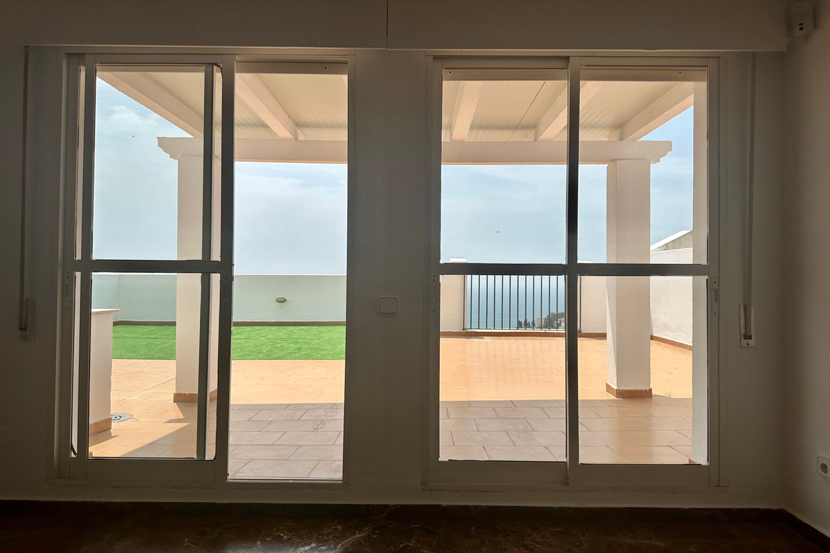 4 Bed Apartment for sale in Málaga Costa Del Sol, Málaga, Spain