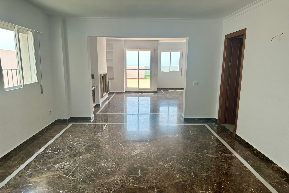 4 Bed Apartment for sale in Málaga Costa Del Sol, Málaga, Spain