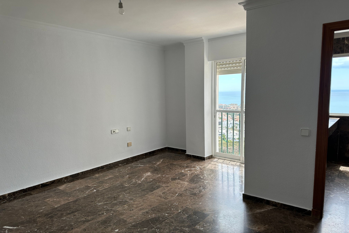 4 Bed Apartment for sale in Málaga Costa Del Sol, Málaga, Spain