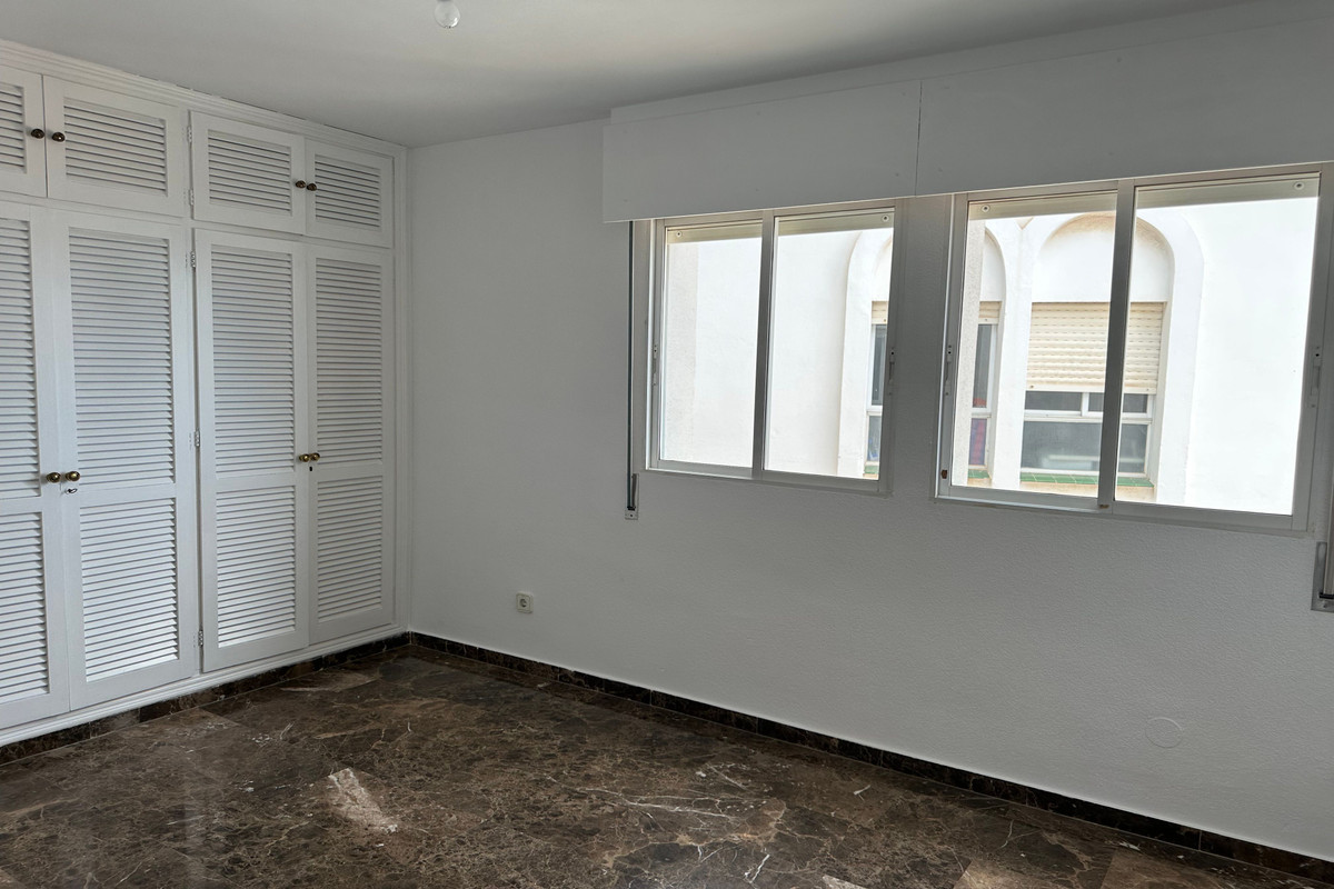 4 Bed Apartment for sale in Málaga Costa Del Sol, Málaga, Spain