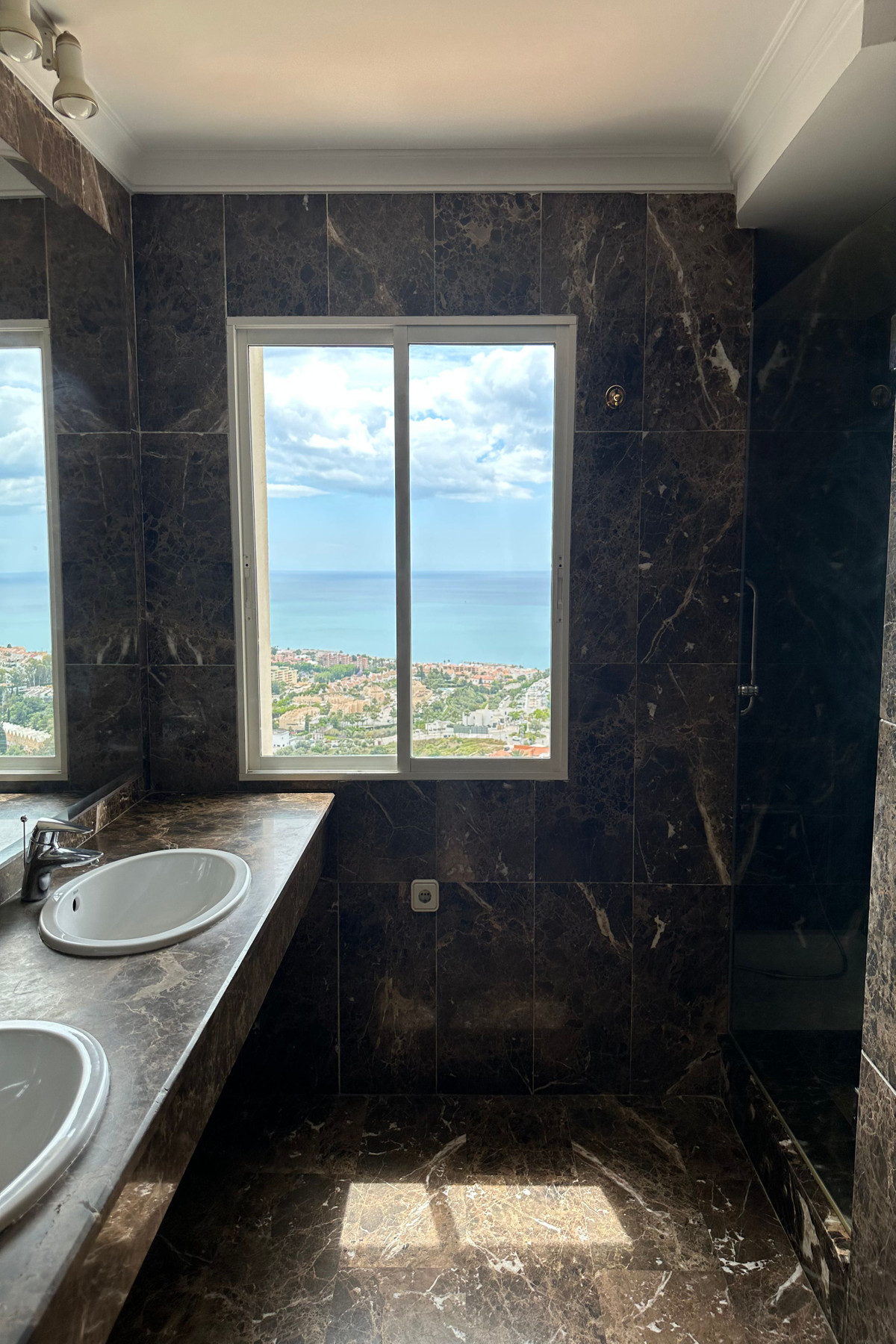 4 Bed Apartment for sale in Málaga Costa Del Sol, Málaga, Spain