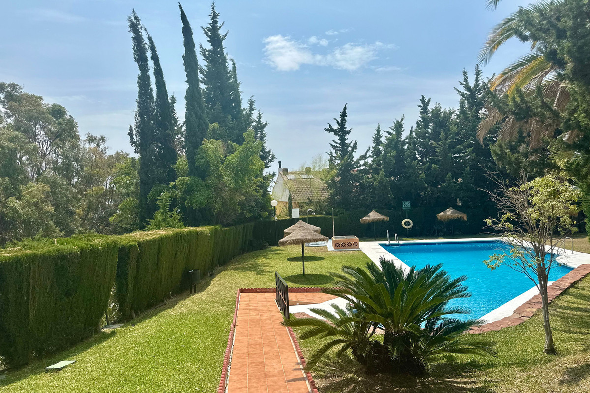 4 Bed Apartment for sale in Málaga Costa Del Sol, Málaga, Spain