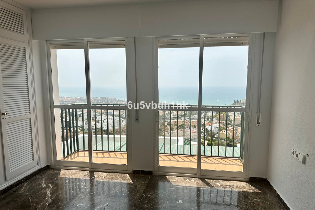 4 Bed Apartment for sale in Málaga Costa Del Sol, Málaga, Spain